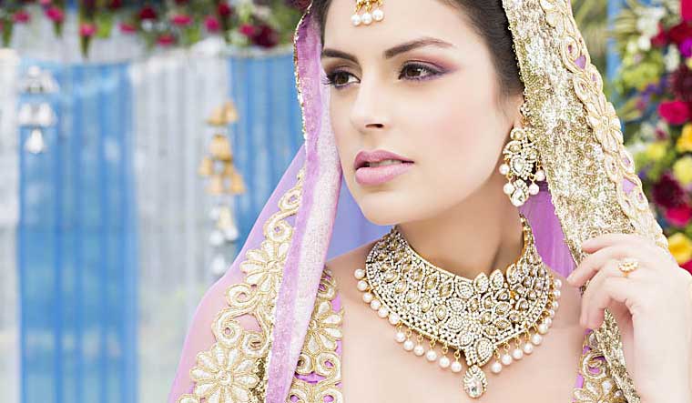 must have bridal jewelry 